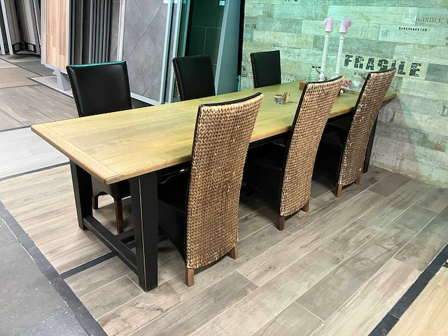 Eetkamertafel met stoelen - afbeelding 8 van  9