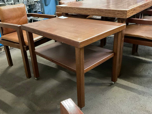 Eetkamertafel met stoelen - afbeelding 8 van  10
