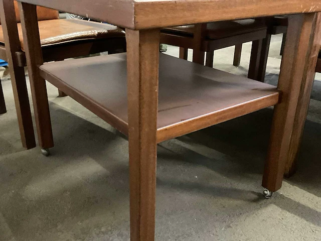 Eetkamertafel met stoelen - afbeelding 9 van  10