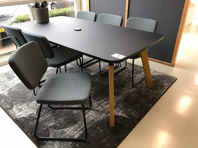 Eetkamertafel met stoelen - afbeelding 6 van  12