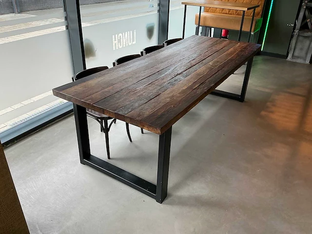 Eetkamertafel stoer - afbeelding 1 van  3