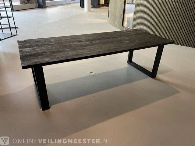 Eetkamertafel, zwart - afbeelding 1 van  6