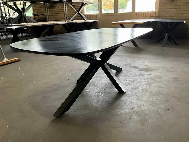 Eetkamertafel - afbeelding 23 van  25