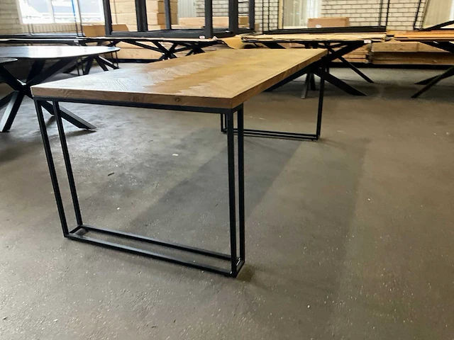 Eetkamertafel - afbeelding 1 van  12