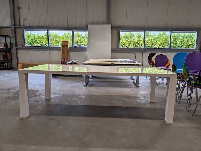 Eetkamertafel - afbeelding 1 van  4