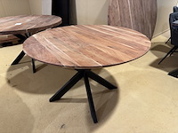 Eettafel, acaciahout, zwart metalen spinpoot