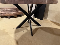 Eettafel, acaciahout, zwart metalen spinpoot - afbeelding 4 van  5