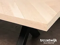 Eettafel eiken visgraat blad 220 x 98 cm - afbeelding 4 van  5
