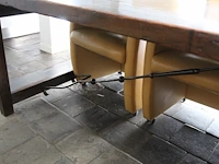 Eettafel met 8 lederen stoelen op wielen. afmeting tafel 300 x 98 x 76 cm. - afbeelding 5 van  5