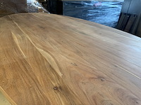 Eettafel, naturel acaciahout, zwart metalen spinpoot - afbeelding 4 van  5