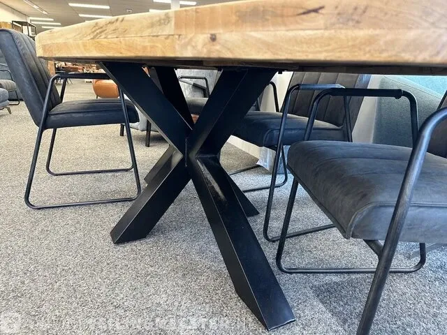 Eettafel ovaal - 240 - mango naturel - zwart - afbeelding 5 van  5