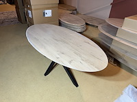 Eettafel, ovaal, naturel eikenhout, zwart metalen spinpoot - afbeelding 2 van  5