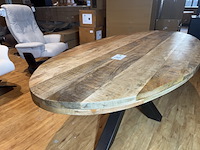 Eettafel, ovaal, naturel mangohout, zwart metalen spinpoot - afbeelding 3 van  5