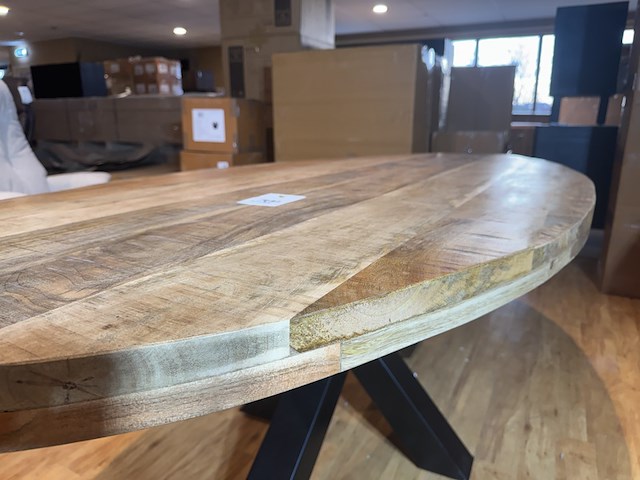 Eettafel, ovaal, naturel mangohout, zwart metalen spinpoot - afbeelding 5 van  5