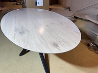 Eettafel, ovaal, naturel massief hout, zwart metalen spinpoot - afbeelding 4 van  5
