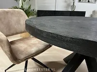 Eettafel ovaal visgraat zwart, zwart, bouwjaar 2024 - afbeelding 3 van  4