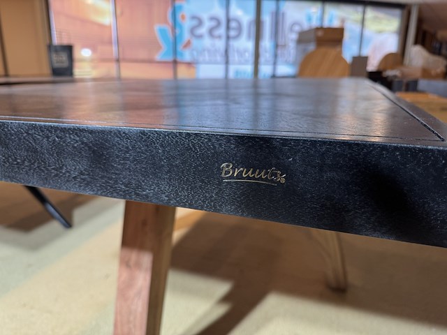 Eettafel, zwart hardhout, houten onderstel - afbeelding 5 van  5