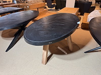 Eettafel, zwart hardhout, houten spinpoot - afbeelding 1 van  5