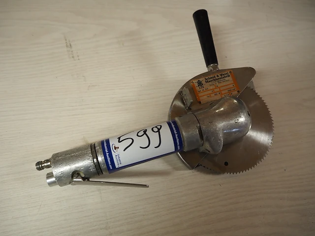 Efa - afbeelding 1 van  8