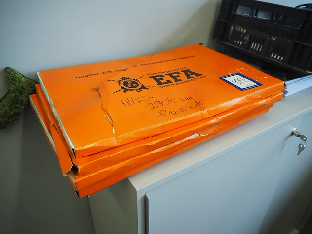 Efa - afbeelding 1 van  6