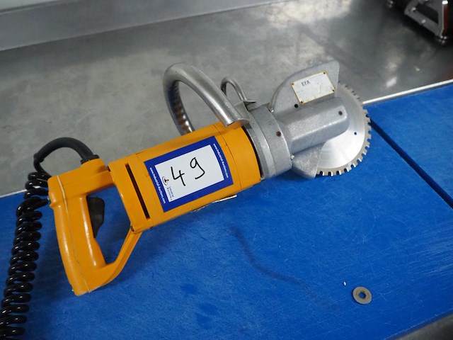 Efa - afbeelding 1 van  9