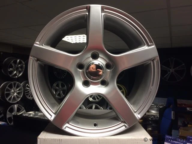Effezeta fz5031 aluminium velgenset - 5x114.3 8j et40 - afbeelding 3 van  3