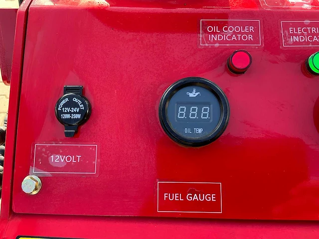 Egn eg360t rups schranklader - afbeelding 11 van  20