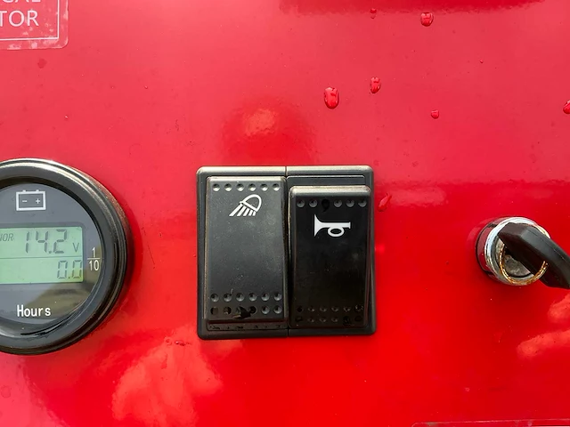 Egn eg380t (2 cilinder motor) rups schranklader - afbeelding 7 van  28