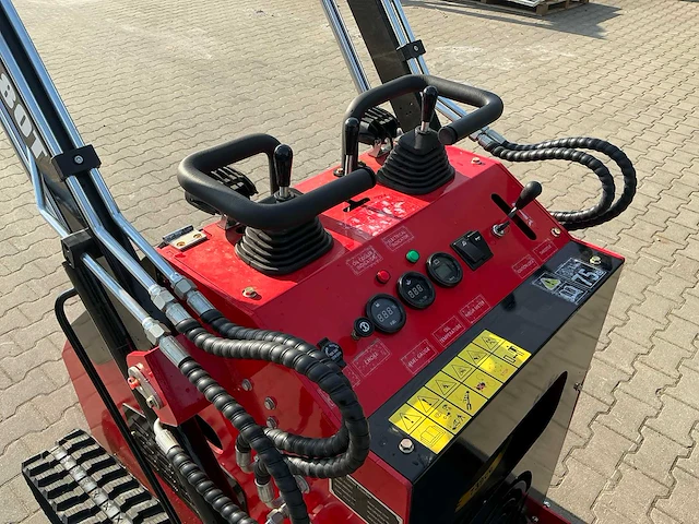 Egn eg380t (2 cilinder motor) rups schranklader - afbeelding 17 van  28