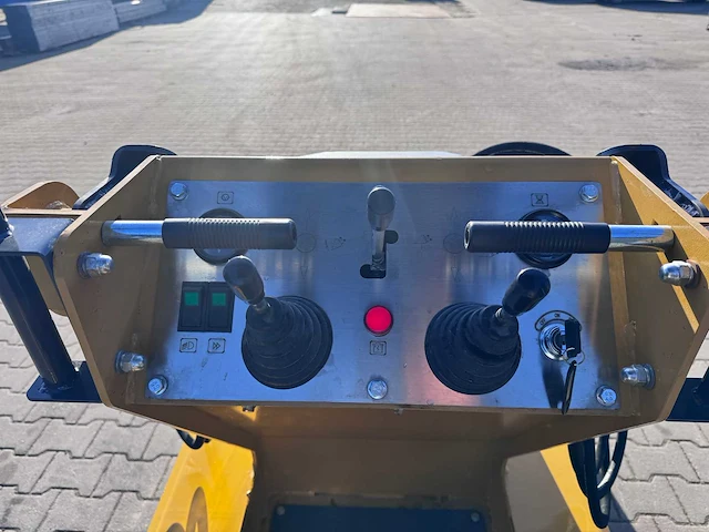 Egn eg80 minishovel / minilader - afbeelding 11 van  12