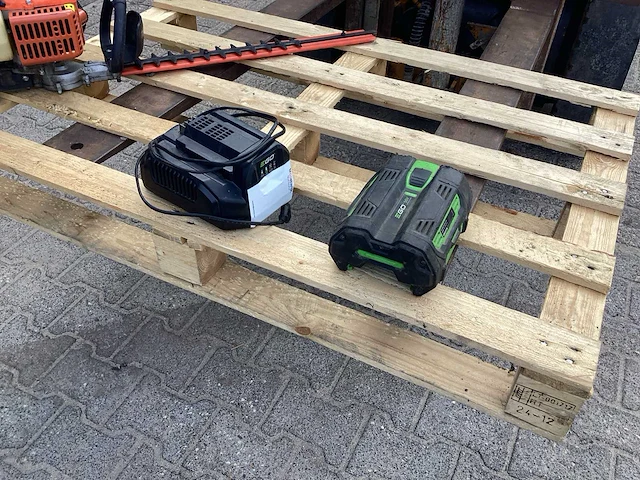 Ego accu's en laders - afbeelding 1 van  10
