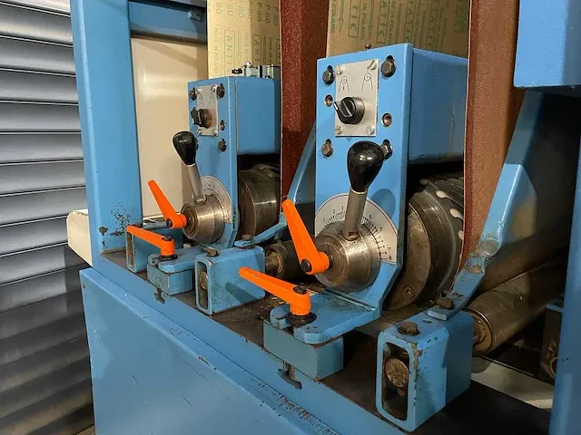 Egurko - l1100 rr - breedbandschuurmachine - 1991 - afbeelding 2 van  13