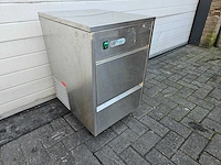 Eh - zb-26 - ijsblokjesmachine - afbeelding 3 van  5