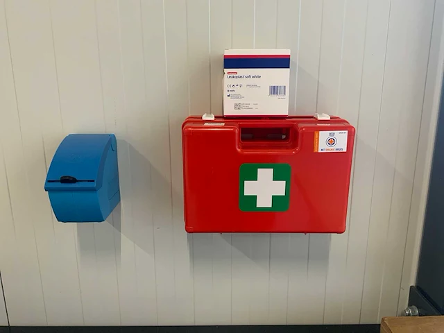 Ehbo kist - afbeelding 1 van  4
