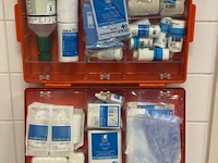 Ehbo-koffer & blusdeken - afbeelding 2 van  3