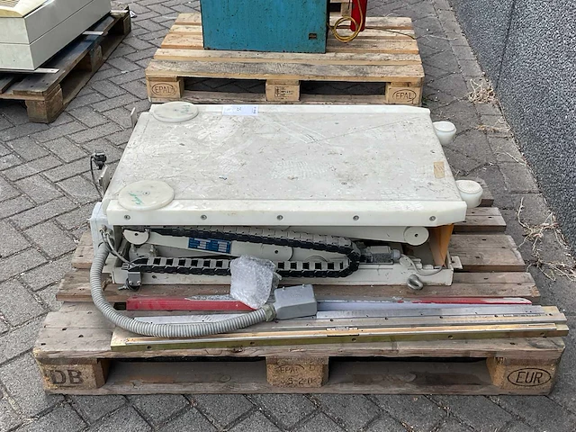 Eht schaarheftafel - afbeelding 3 van  5