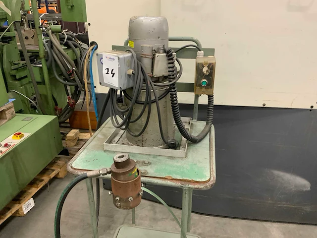 Eigen bouw mobiele ponsmachine - afbeelding 2 van  5