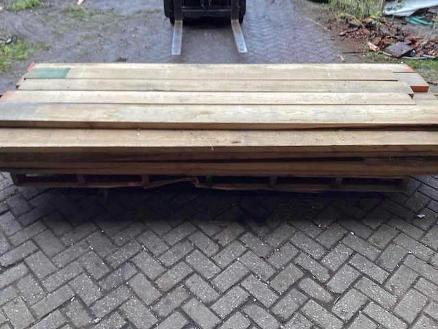 Eik europees - kd ovengedroogd 3100x1300x310 mm - planken (32x) - afbeelding 5 van  8