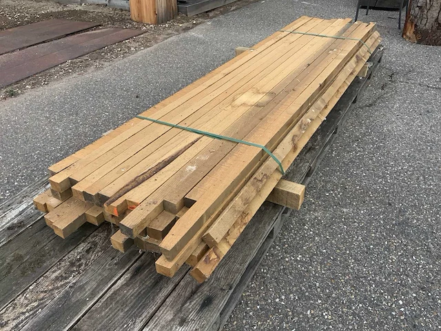 Eiken balk 5x4 (circa 35 stuks) - afbeelding 1 van  9