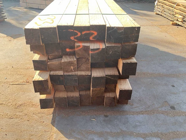 Eiken balken 100x100 mm (42x) - afbeelding 4 van  5