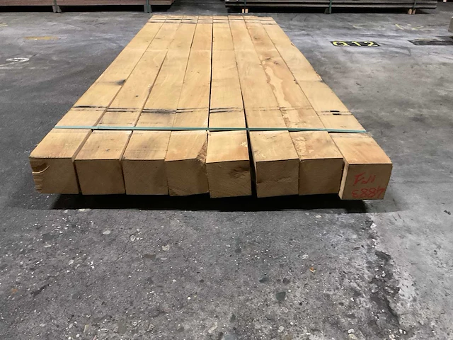 Eiken balken 125x125 mm (8x) - afbeelding 2 van  5