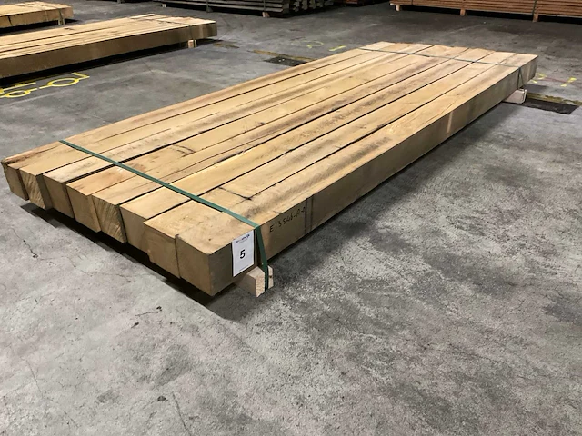 Eiken balken 125x125 mm (8x) - afbeelding 1 van  5
