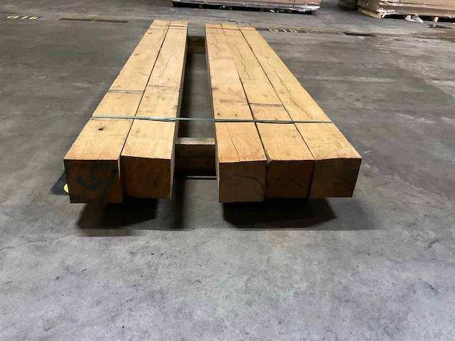 Eiken balken 150x150 mm (5x) - afbeelding 2 van  5