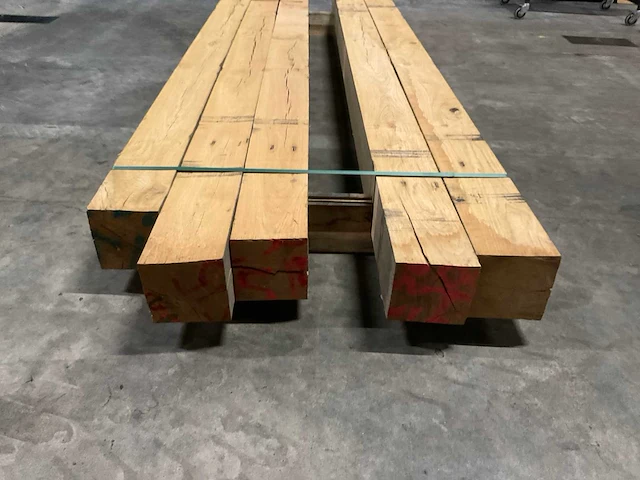 Eiken balken 150x150 mm (5x) - afbeelding 4 van  5