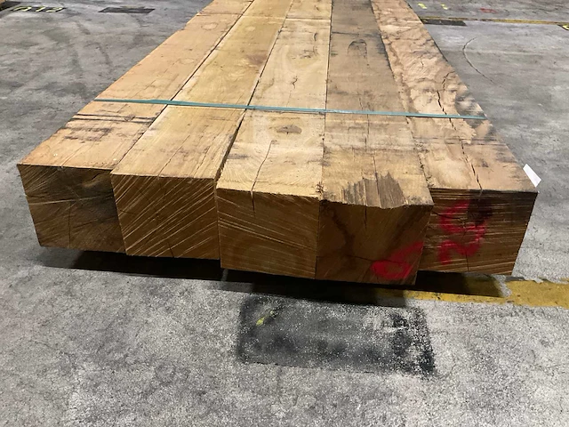 Eiken balken 200x200 mm (5x) - afbeelding 2 van  5