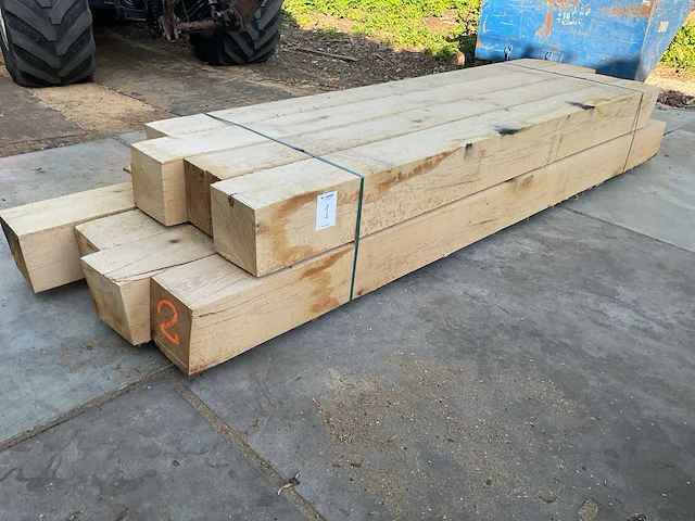 Eiken balken 200x200 mm (8x) - afbeelding 1 van  4