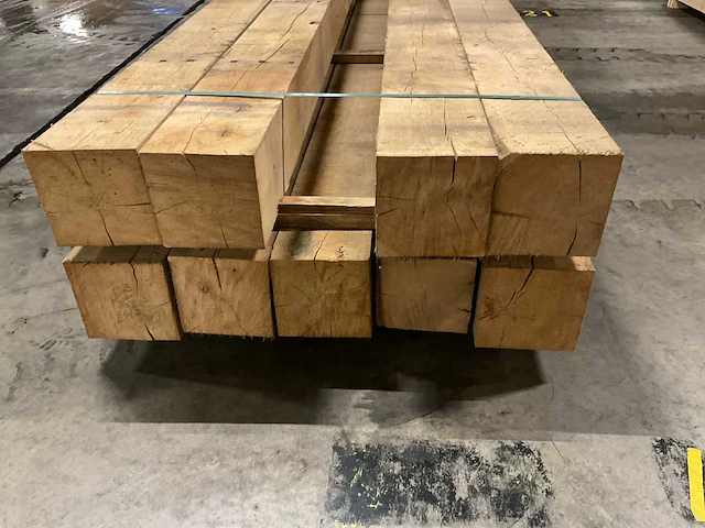 Eiken balken 200x200 mm (9x) - afbeelding 4 van  5