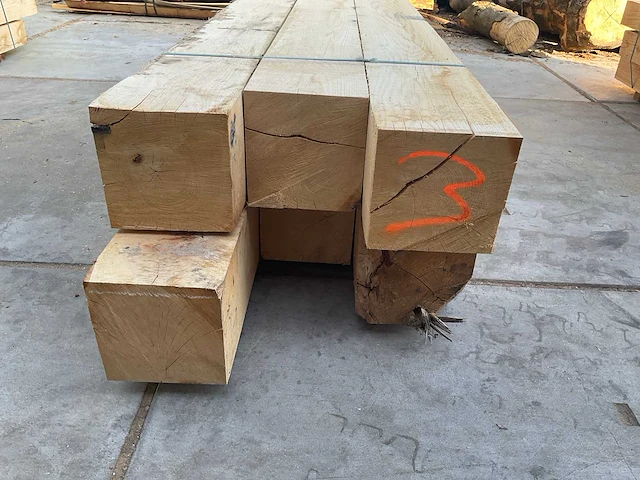 Eiken balken 250x250 mm (6x) - afbeelding 2 van  5