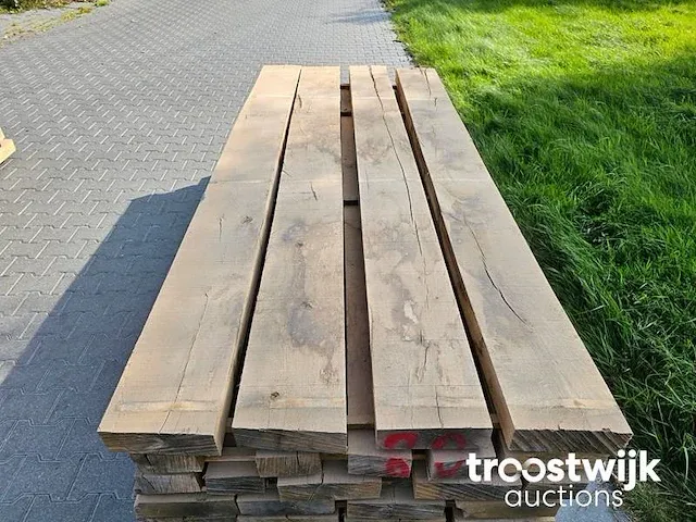 Eiken balken 26 stuks ovengedroogd diverse afmetingen 255cm breedte 14-24cm dikte 7,5cm - afbeelding 4 van  6