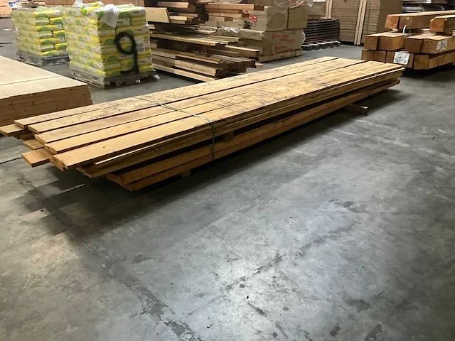 Eiken balken en planken (31x) - afbeelding 1 van  8